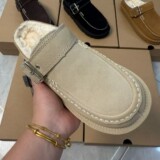 Vintage belt buckle thick bottom fur slippers women autumn outerwear 2026 new brown premium feel fleece bag toe cotton shoes UGG