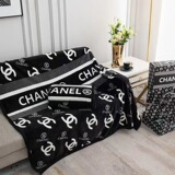 chanel Trendy Letter Flannel Blanket Nordic Chanel Style Office Big Brand Nap Blanket Travel Casual Blanket Gift Box