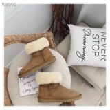 2026 winter sheepskin fur one-piece snow boots women shoes casual thick wool boots warm cotton shoes women non-slip UGG