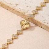 van cleef Gold Bracelet Floral Red