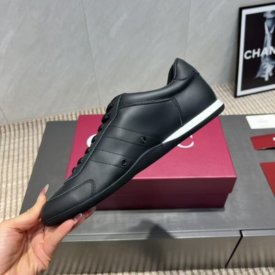 GUCCI European Style 25 New G Genuine Leather Casual Sneakers