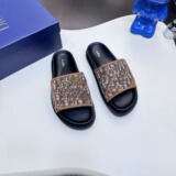 Dior European station new slippers breathable beach premium feel men's and women's slippers summer plus size non-slip denim words