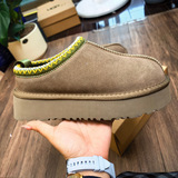 Snow boots women outer wear thick soled fur shoes 2026 autumn and winter new leather fur one-piece fleece bag toe half slippers UGG