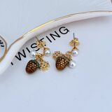 New fashion light luxury sweet cute pearl inlaid English letter strawberry women metal high quality jewelryTB
