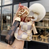 Cross-border European and American new keychain men's and women's creative kitten key chain car key rope pendant leather rope