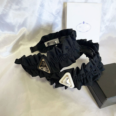 Prada Inverted Triangle Letters Correctly Braided Wide Brim Headband High Cranial Top Pressing Hair Shampoo Facial Outing All-Match Hair Accessories