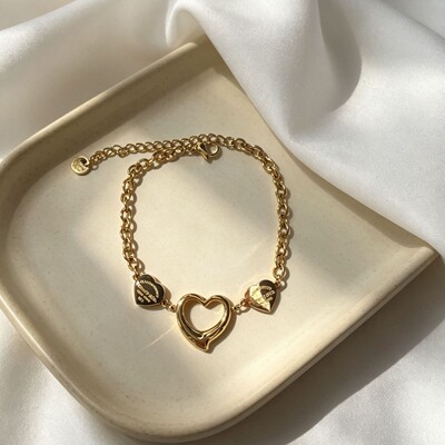 Tiffanay new gold white minimalist commute all-match printing love ladies titanium steel bracelet ins style hand ornament