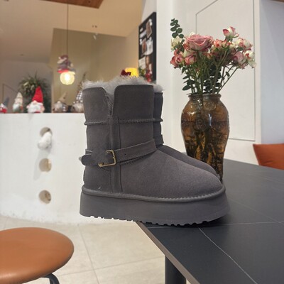 Winter Fur Snow Boots Women Wool Snow Cotton Boots Warm Motorcycle Rider Boots Fleece Padded Wool UGG