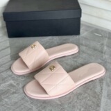 Coach25 New Summer Women's Beach Shoes Flat Flip Flops Women's Summer Outdoor Fashion Flip Flops