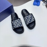 Dior European station new slippers breathable beach premium feel men's and women's slippers summer plus size non-slip denim words