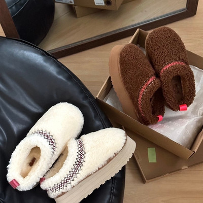 2026 winter new wool ethnic style lamb wool snow boots fur one-piece thick-soled slippers women all-match outer wear UGG