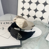 Prada Triangle Knotted Wide Edge Headband Niche Master Fashion Elegance Kinky Headband Popular All Match Headwear Women