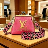 Louis vuitton leather small vintage coin purse women's new european and american mobile phone bag coin purse storage bag mini clip bag