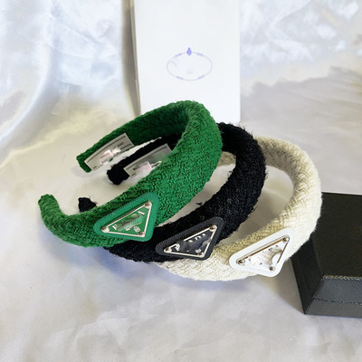Prada lambswool inverted triangle letter headband vintage fashion headband warm hair clip autumn winter wide edge hair press card