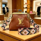 Louis vuitton leather small vintage coin purse women's new european and american mobile phone bag coin purse storage bag mini clip bag