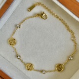 Louis Vuitton Stainless Steel Old Floral Four Leaf Clover Horseshoe Sika Point Diamond Bracelet Compact Delicate European and American Big Brand Bracelet Anti