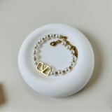 Stainless Steel Pearl Plus Pearl Bracelet Huajia V Letter Pearl Bracelet Gold French Vintage Letter Big Hand