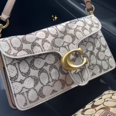 CoachTK Cross-border Women's Bag Cross-border Messenger Light Luxury Wine God Keychain Hanging Bag European and American Fashion Point Diamond Cross-border Underarm Bag