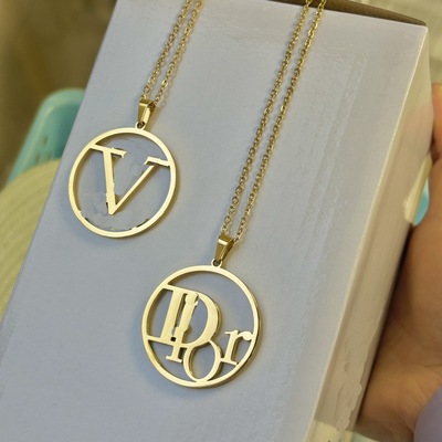 Stainless steel new letter necklace Dior brand gold pendant sweater chain waterproof color