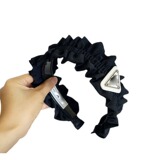 Prada Inverted Triangle Letters Correctly Braided Wide Brim Headband High Cranial Top Pressing Hair Shampoo Facial Outing All-Match Hair Accessories