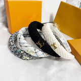 Louis Vuitton French Vintage Elegance Luxury Duffle Headband Women Autumn Winter High Skull Top Headwear Chanel Wind Headband 2023 New