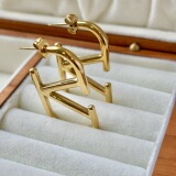 celine Stainless Steel Tenu Earrings Letter V Light Luxury Earrings Cross-border Hot Selling Simple Elegant Stud Earrings Branded Stud Earrings Waterproof