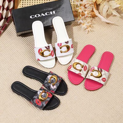 coach cross-border summer exotic high value new Chinese summer words foreign trade flat soft bottom wear-resistant beach slippers women