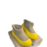 Wang Yibo's new super short mini couple winter heightening Tasman sheepskin fur all-in-one snow boots UGG