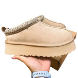 Snow boots women outer wear thick soled fur shoes 2026 autumn and winter new leather fur one-piece fleece bag toe half slippers UGG
