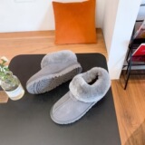Cross-border foreign trade snow boots fur one-piece real wool 2026 new winter outerwear warm thickened tacit winter UGG