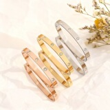 Manufacturer wholesale Cartier classic love series ten diamond bracelet titanium steel plated 18K nail bracelet not faded