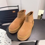 Hong Kong women's pencil boots 2026 autumn and winter new sheepskin fur thick sole increased anti-slip thickened snow boots UGG